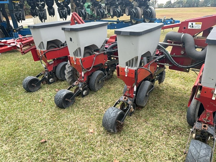 case-ih-1230-image-16