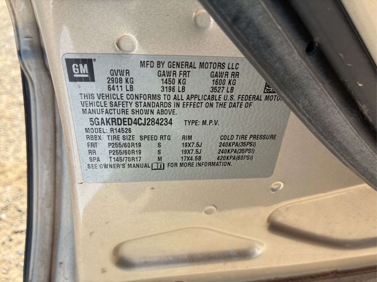 2012-buick-enclave-image-16