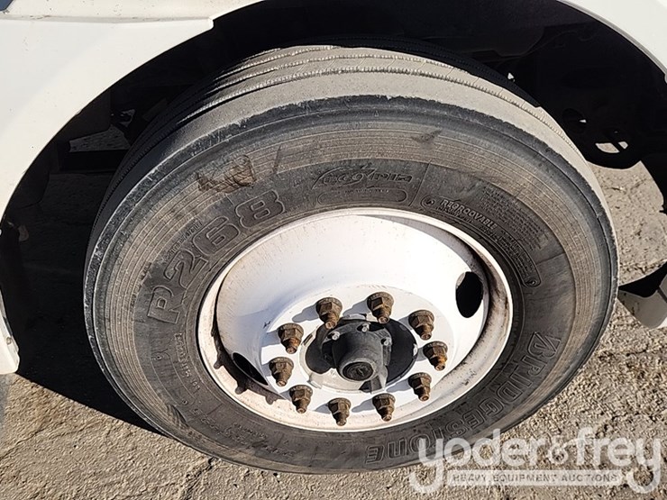 2021-international-rh613-image-8