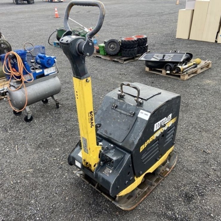 2022 BOMAG BPR70/70D
