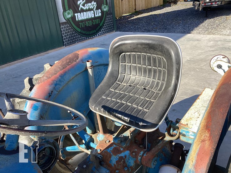 1967-ford-3000-image-10