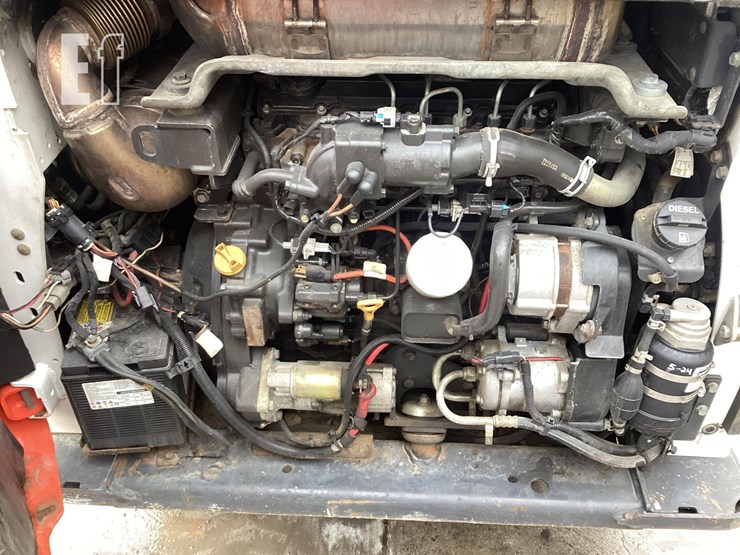 2016-bobcat-s770-image-11