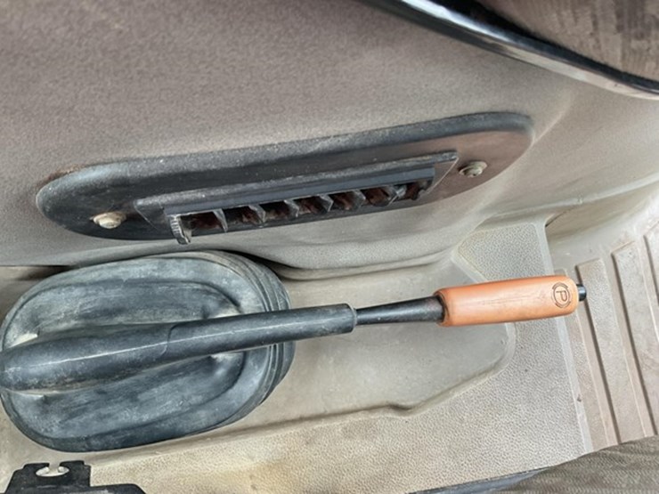 2006-case-ih-mxu135-image-27