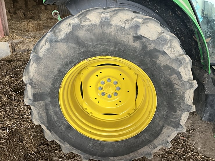 john-deere-340-image-9