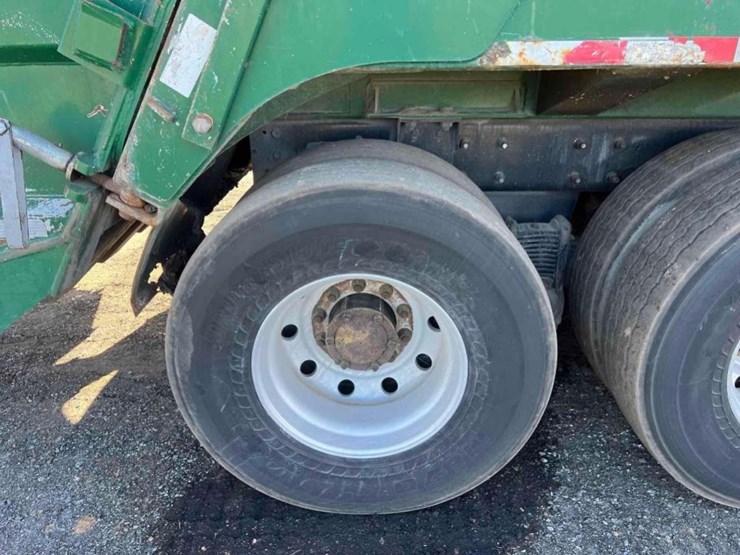 2013-mack-leu633-image-21