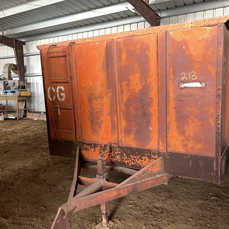 PEANUT TRAILER, TANDEM AXLE