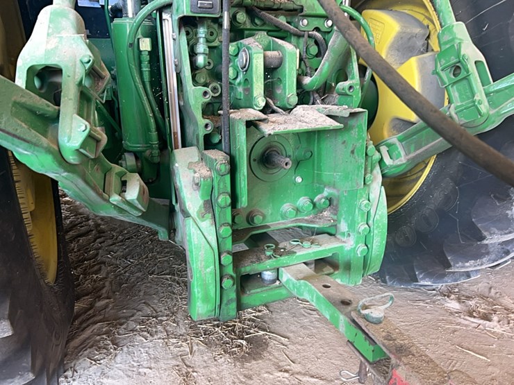 john-deere-7210-image-30