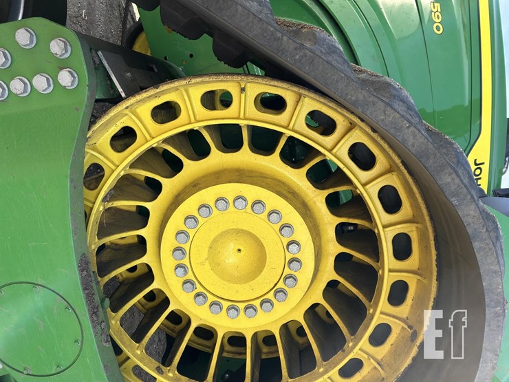 2023-john-deere-9rx-590-image-34