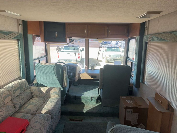 1997-chevrolet-p30-image-38