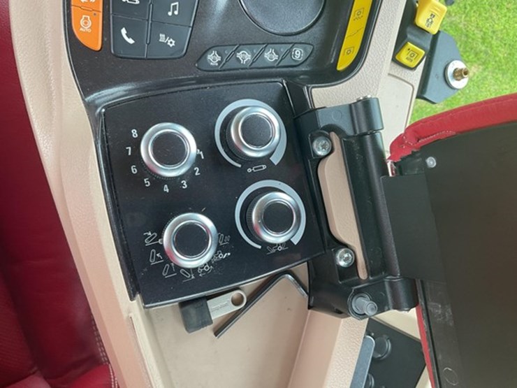 2021-case-ih-steiger-370-afs-connect-image-17