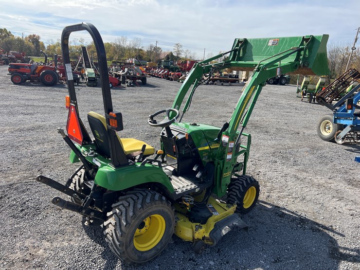 john-deere-2305-image-9