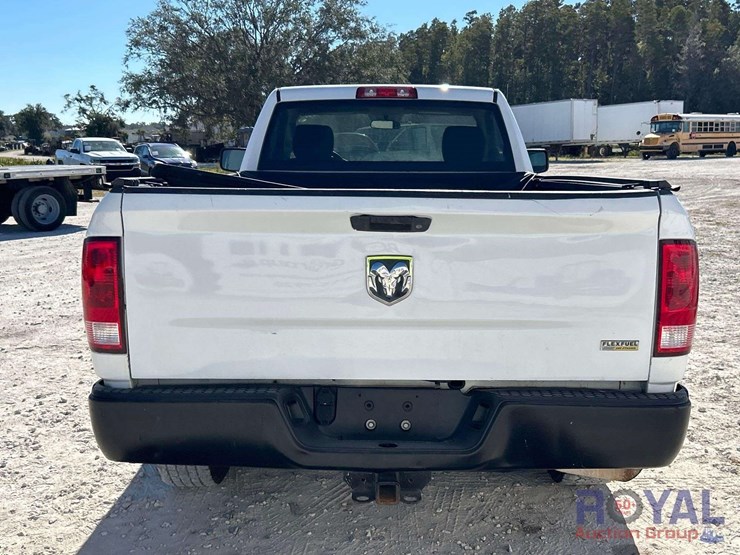 2015-dodge-ram-1500-image-27