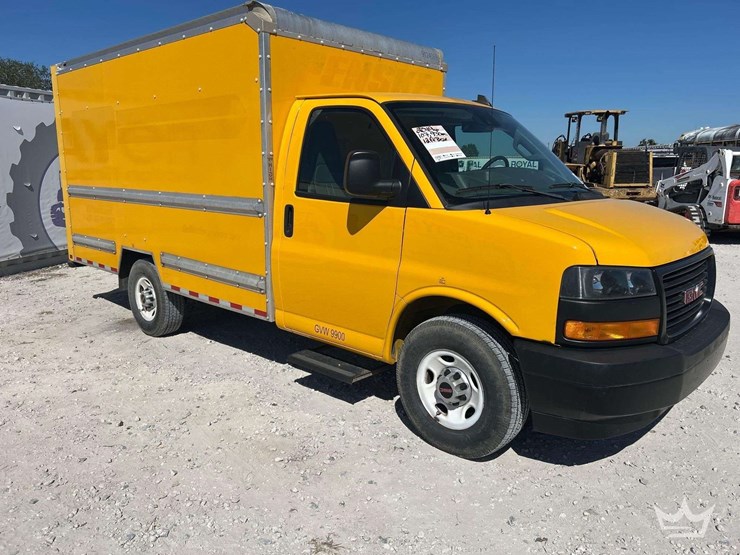 2019-gmc-3500-image-2