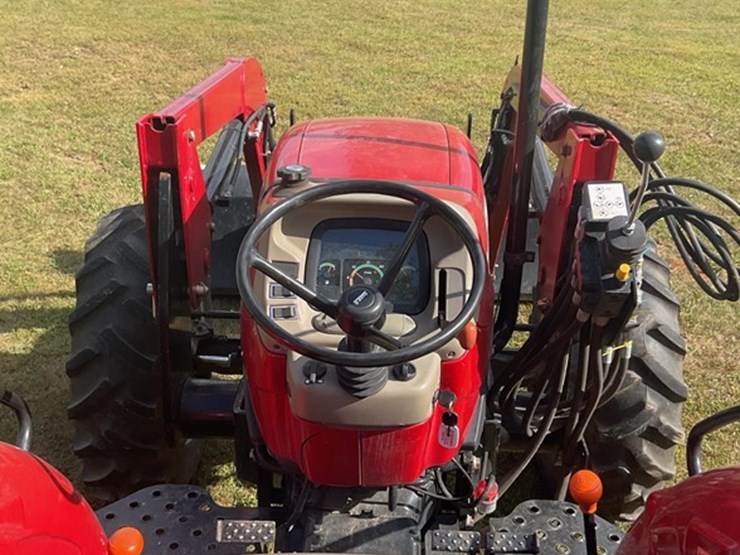 2011-case-ih-farmall-75a-image-23