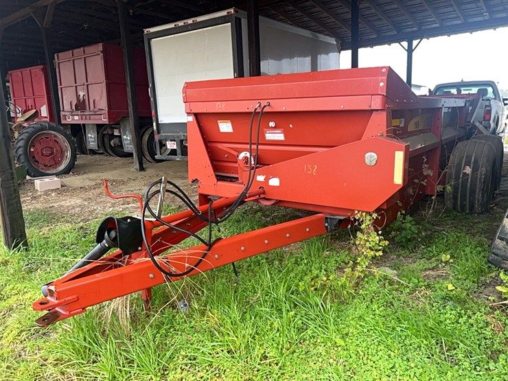 new-holland-195-image-2