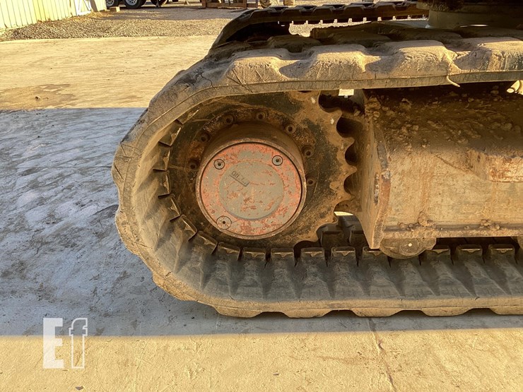 2019-takeuchi-tb290-image-14