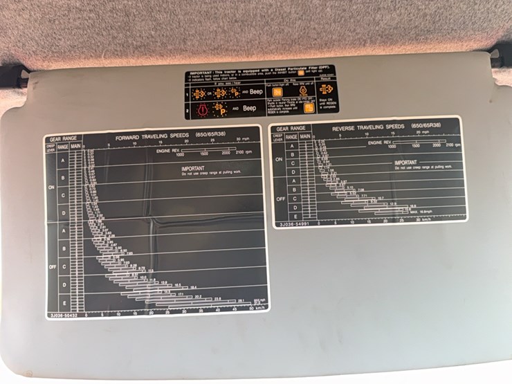 kubota-m7-172-premium-image-82