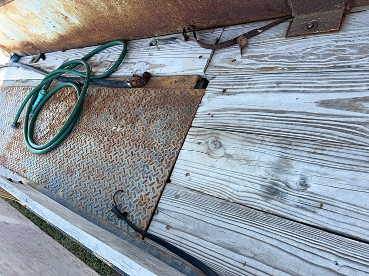 tank-does-not-convey.-will-be-listed-separately-image-16