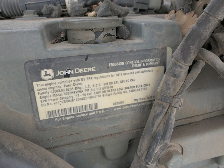 2012-deere-324j-image-16