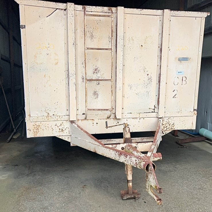 PEANUT TRAILER, SINGLE AXLE