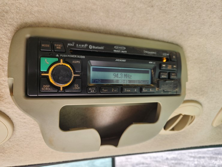 john-deere-3039r-image-11