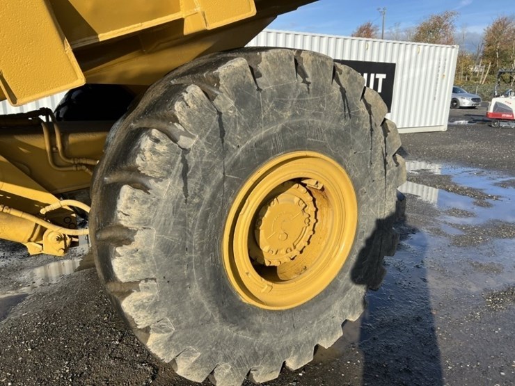 1990-caterpillar-d30d-image-13