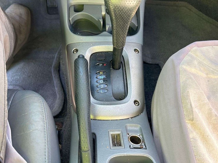 2003-toyota-rav4-image-18