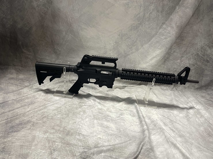 #8073-•-mossberg-715t,-22-lr-semi-auto-rifle,-sn:-ll3610224,-(neenah,-wi)-image-2