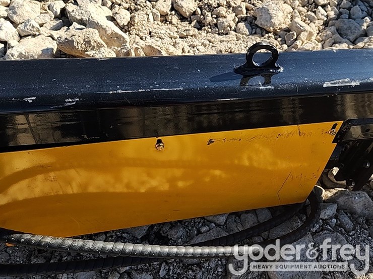 unused-2025-log-splitter-to-suit-mini-skidsteer-image-4