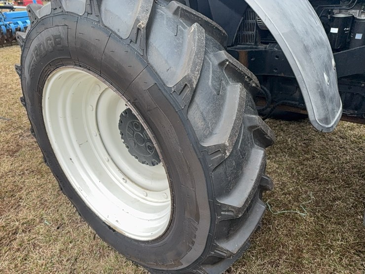 new-holland-t7.260-image-20