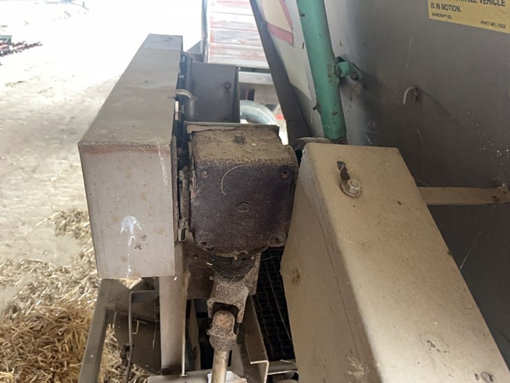 agricraft-fertilizer-buggy-dual-spinner-image-12