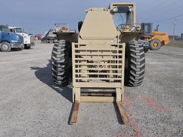 1990-sky-trak-6000m-image-6