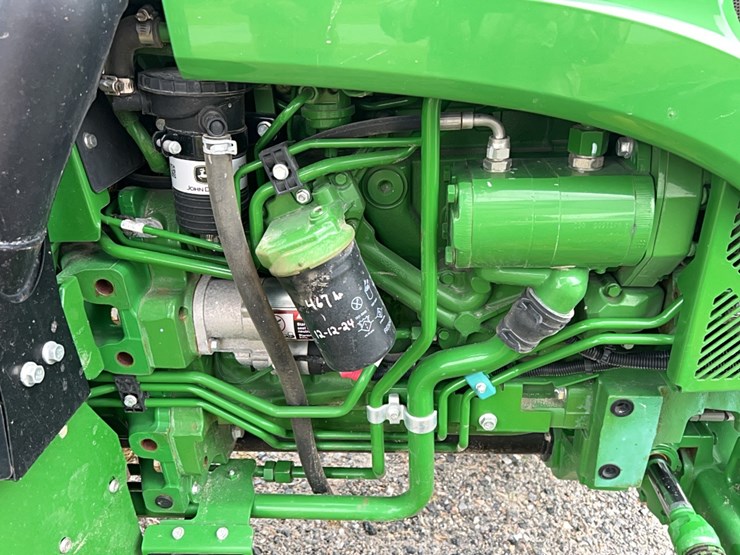 john-deere-5.5-image-11
