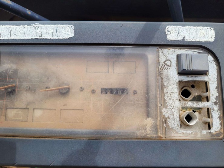 2001-caterpillar-303.5-image-13