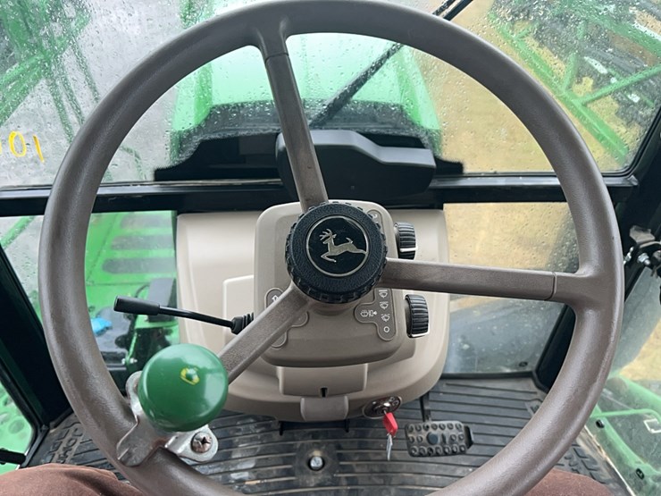 john-deere-r-image-31