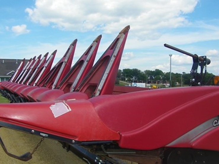 2009-case-ih-3412-image-1