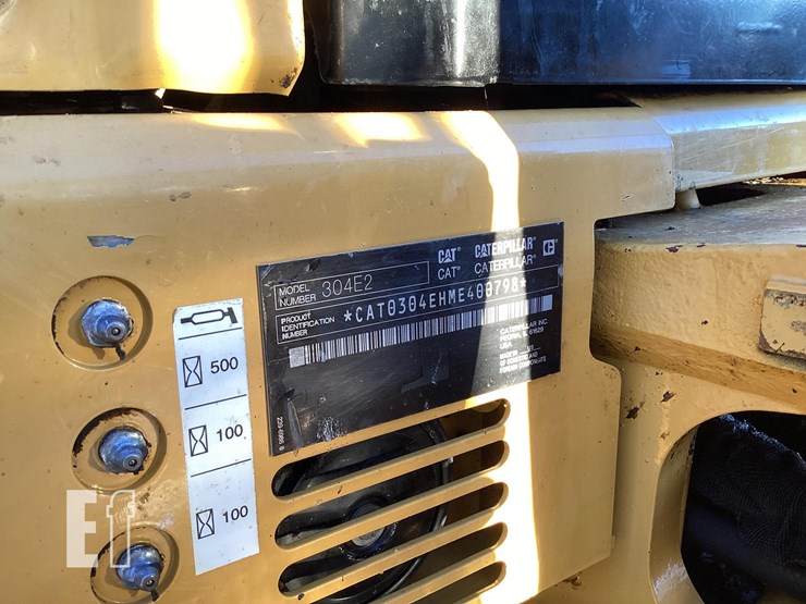 2016-caterpillar-304e2-cr-image-22