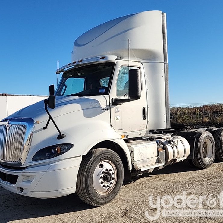 2021 International RH613