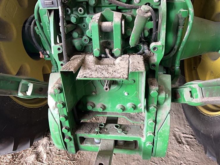 john-deere-7210-image-13