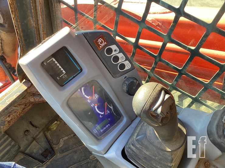 2018-kubota-svl95-2s-image-18