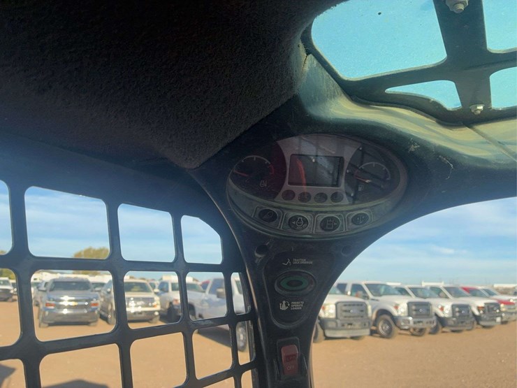 2021-bobcat-s590-image-9