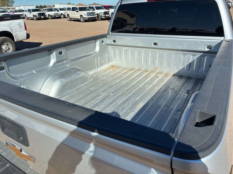 2019-chevrolet-silverado-1500-lt-image-4