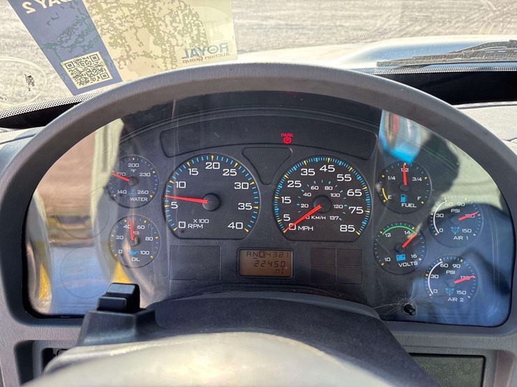 2006-international-durastar-4300-image-34