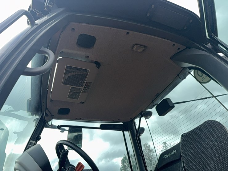 kubota-m7-172-premium-image-73