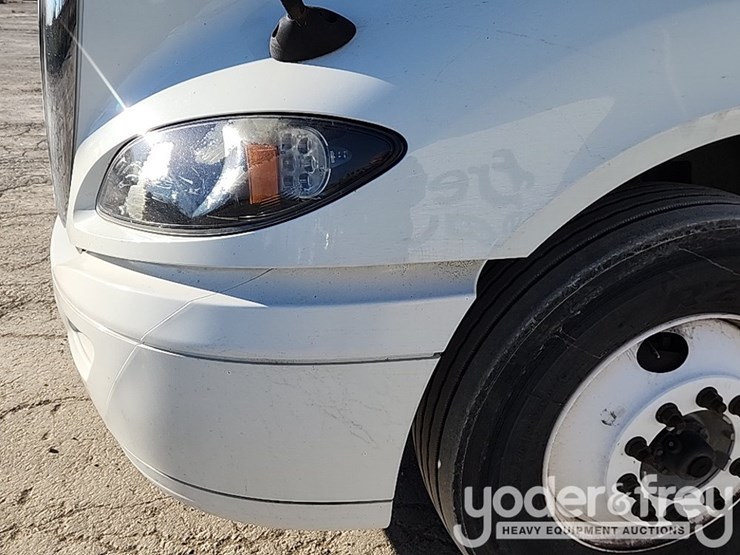 2021-international-rh613-image-14