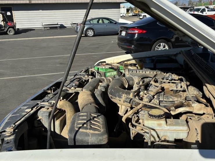 2016-nissan-frontier-image-5