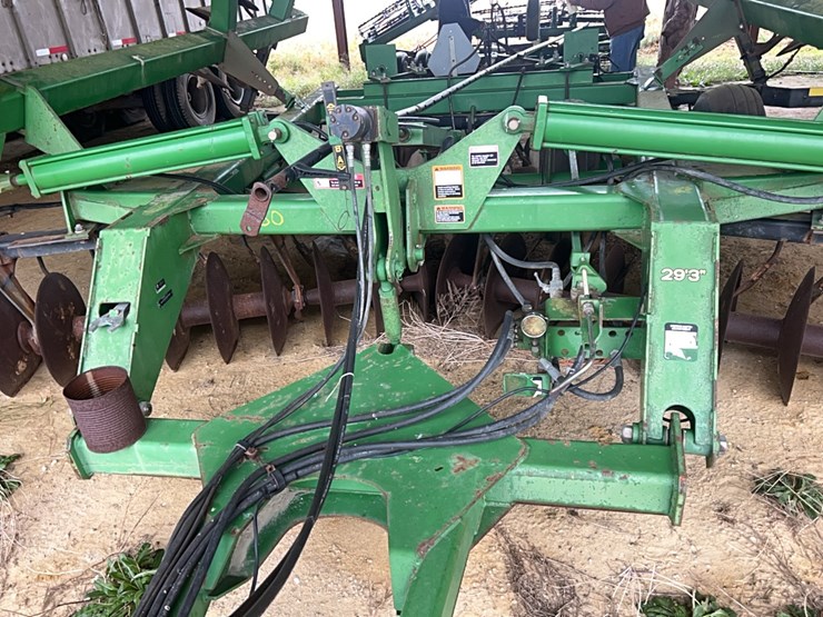 john-deere-637-image-3