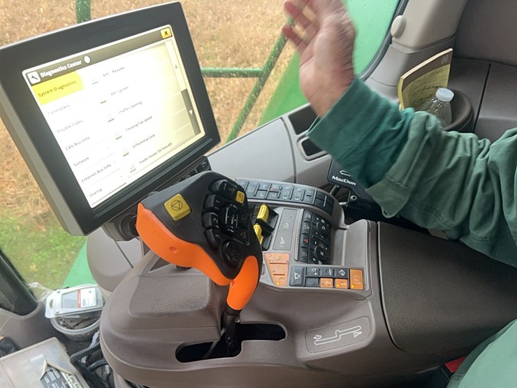 john-deere-s780-image-25