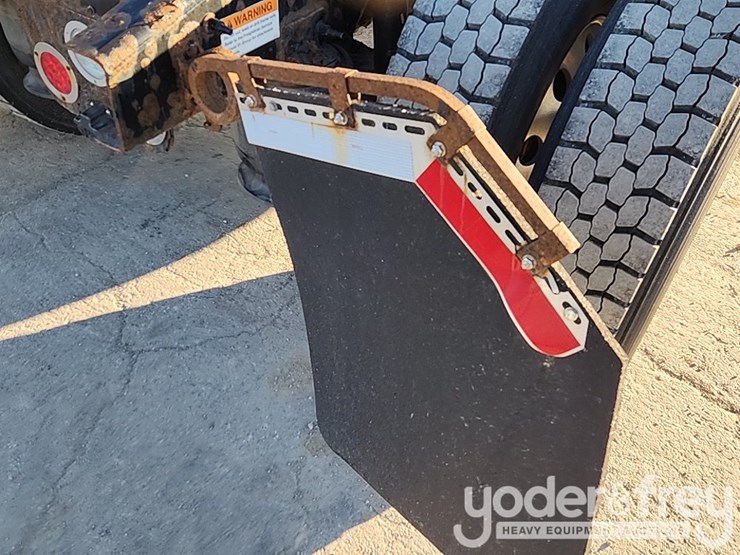 2017-freightliner-cascadia-image-30