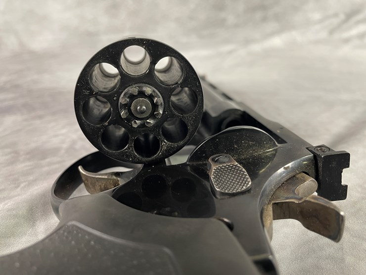 #6204-•-taurus-brazil-.357-magnum-revolver-pistol,-sn:-pf409725,-(downing,-wi)-image-10